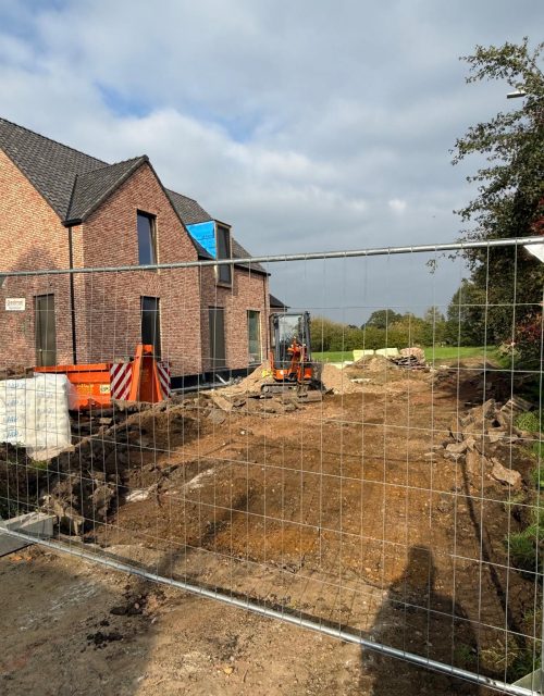 WhatsApp Image 2025-12-19 at 10.20.51 PM (4)